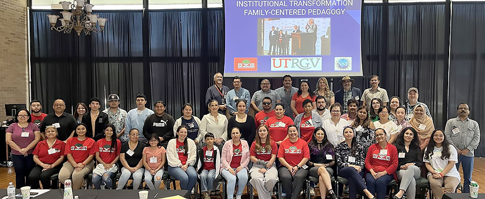 Group photo of the 2023 Summer Institute grant team, UTRGV faculty and AVE Frontera family leaders Page Banner 