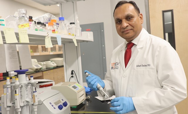 Dr. Subhash Chauhan, director of the UTRGV School of Medicine’s South Texas Center of Excellence in Cancer Research