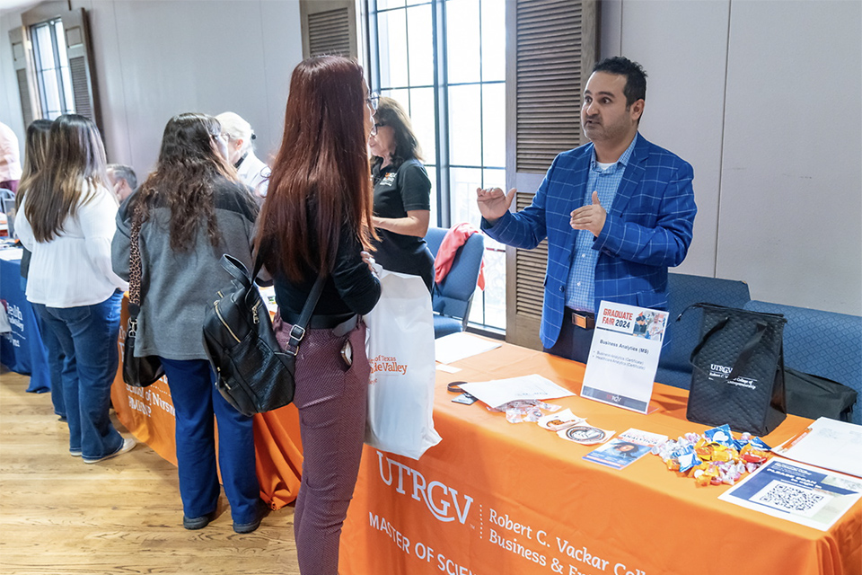 UTRGV is currently offering incoming graduate students who are admitted and enrolled by July 31 up to $2,000 with the Fall 2024 and Spring 2025 Graduate Incentive. The incentive is on a first comes, first serve basis. (UTRGV Photo by David Pike)
