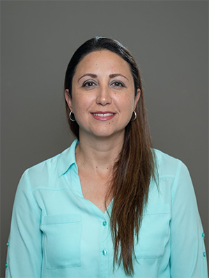 Elizabeth Salinas