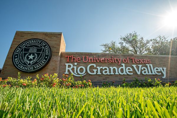 UTRGV has had two programs – social work and rehabilitation counseling – recognized by U.S. News & World Report in its most recent 2024 Best Graduate Schools rankings. The Rehabilitation Counseling program was ranked #13 out of 94 U.S. institutions while UTRGV also ranked #95 out of 318 U.S. institutions in the Best Schools for Social Work category. (UTRGV Archival Photo by Paul Chouy)
